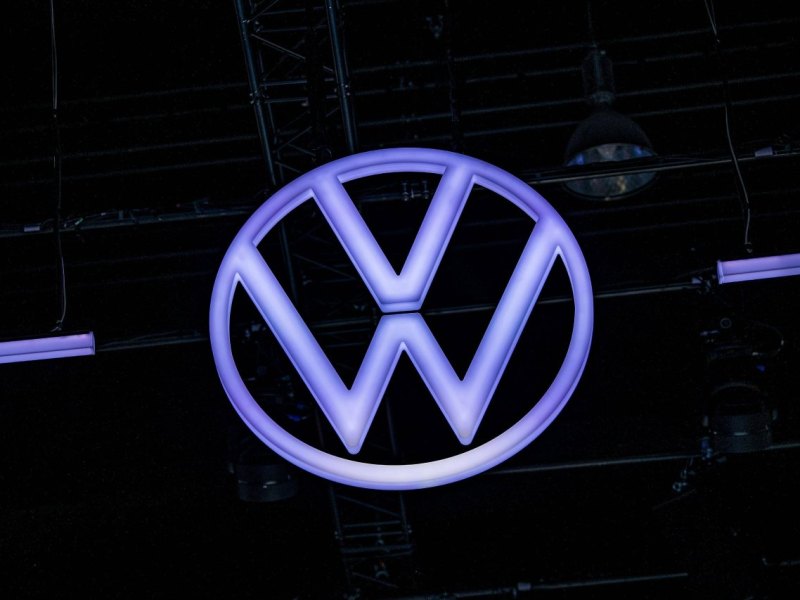 vw logo.jpg