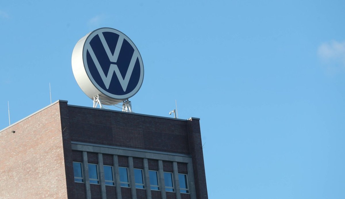 vw logo.jpg