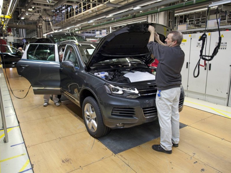 vw werk bratislava.jpg