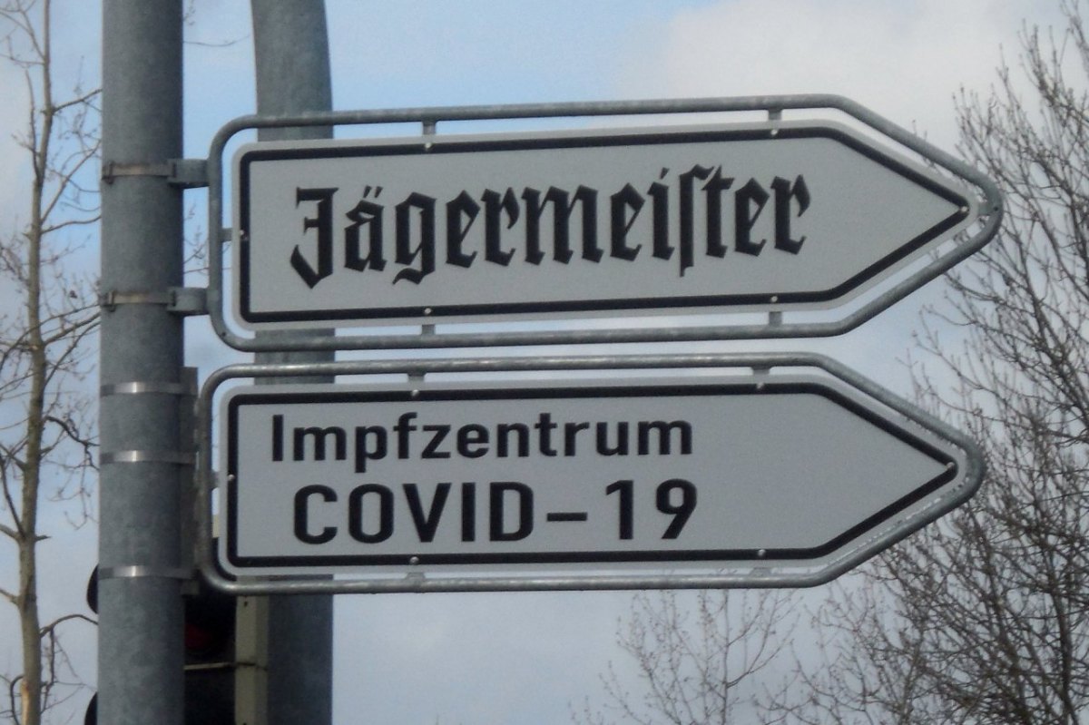 wolfenbüttel schilder jägermeister corona impfzentrum