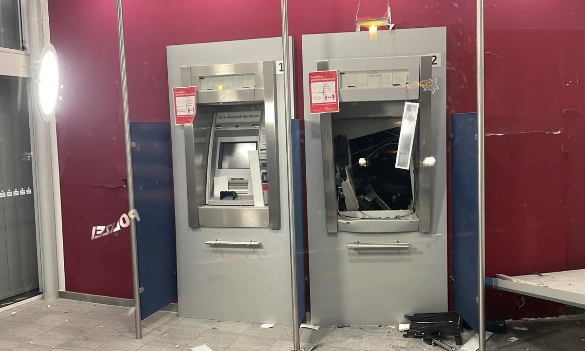 zerstörter Automat.jpg