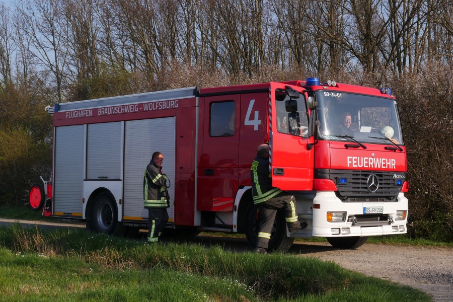 Die Flughafen-Feuerwehr war auch im Einsatz! 