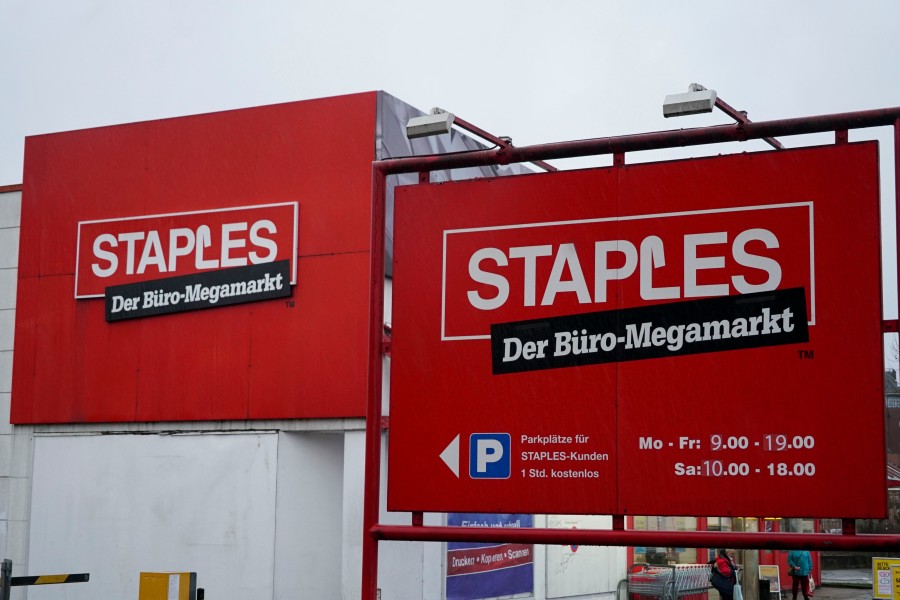 Über 50 Staples-Filialen starten in ihren Ausverkauf: Auch in Wolfsburg und Braunschweig kannst du Schnäppchen schießen. (Symbolbild)