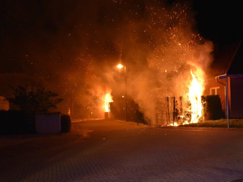 harz brand feuerteufel halberstadt hecke