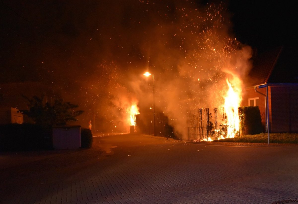 harz brand feuerteufel halberstadt hecke