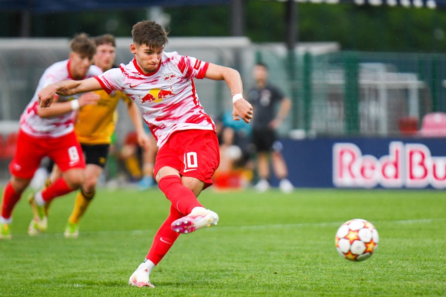 Mehmet Ibrahimi kommt von RB Leipzig und schließt sich Eintracht Braunschweig für eine Saison an.