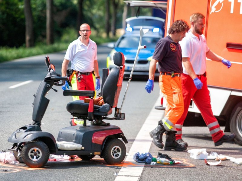 Hannover Krankenfahrstuhl Unfall