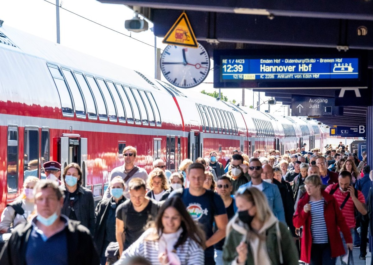 bahn bahnhof hannover 9 euro ticket braunschweig