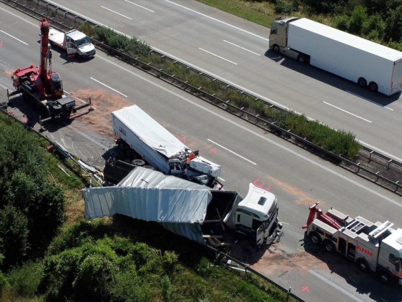 A2 Helmstedt Lkw Unfall