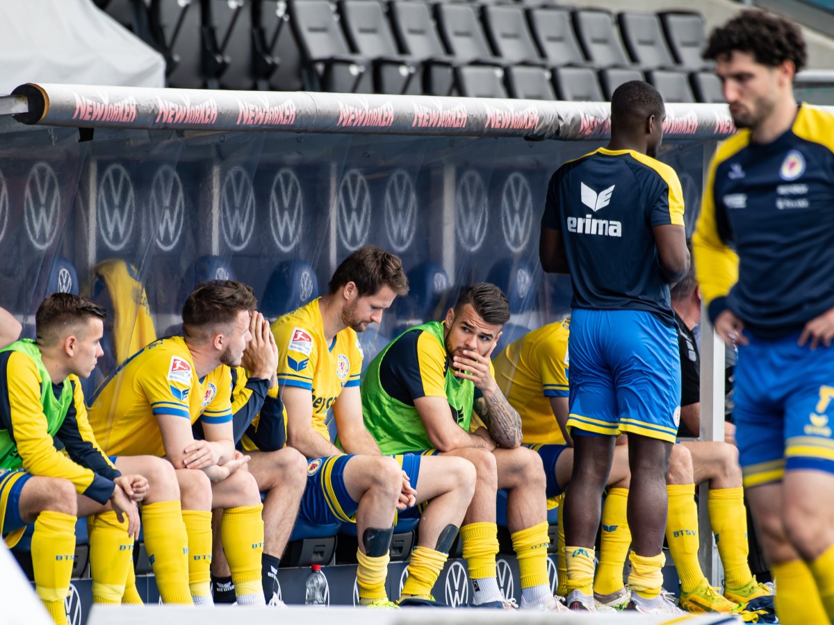 Eintracht Braunschweig zieht nach Fehlstart Konsequenzen