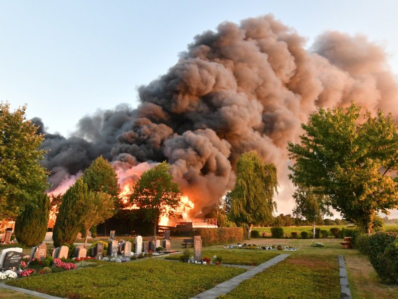 Peine-Feuer.jpg