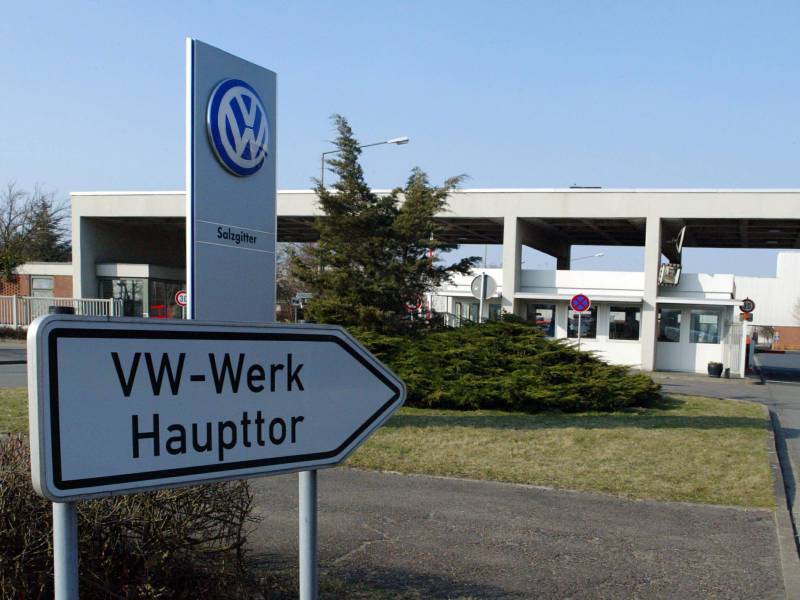 Eingang zum VW-Werk im Salzgitter