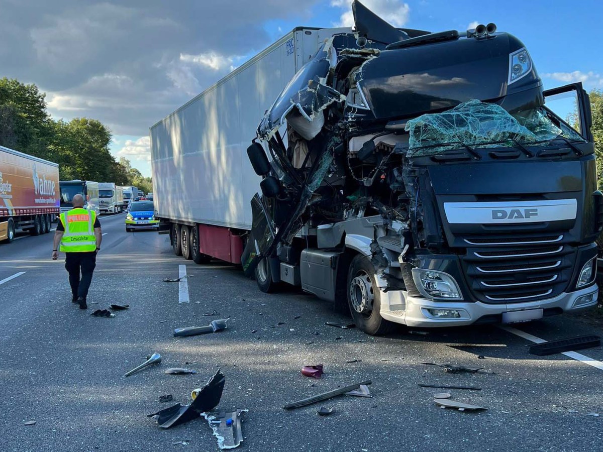 Lkw-Crash auf der A2 in der Region Hannover