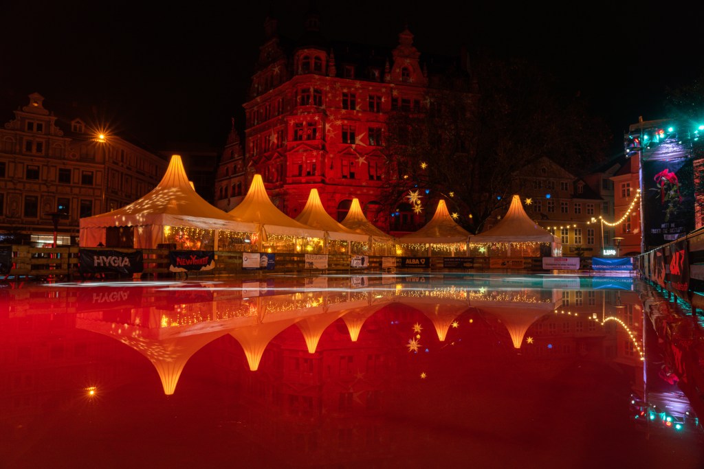 Der New Yorker Eiszauber findet auch in diesem Jahr wieder auf dem Kohlmarkt in Braunschweig statt. 