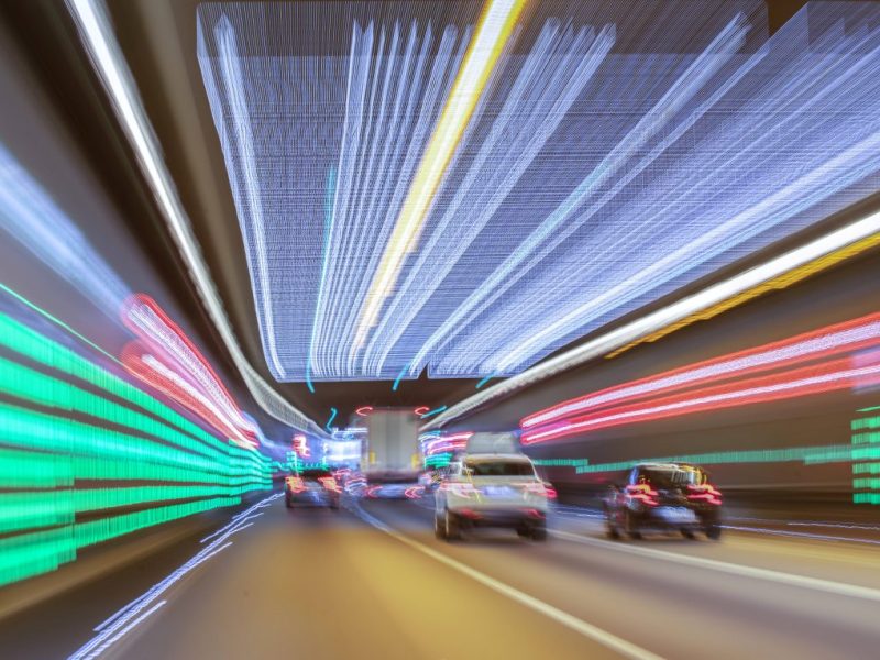Autos fahren schnell