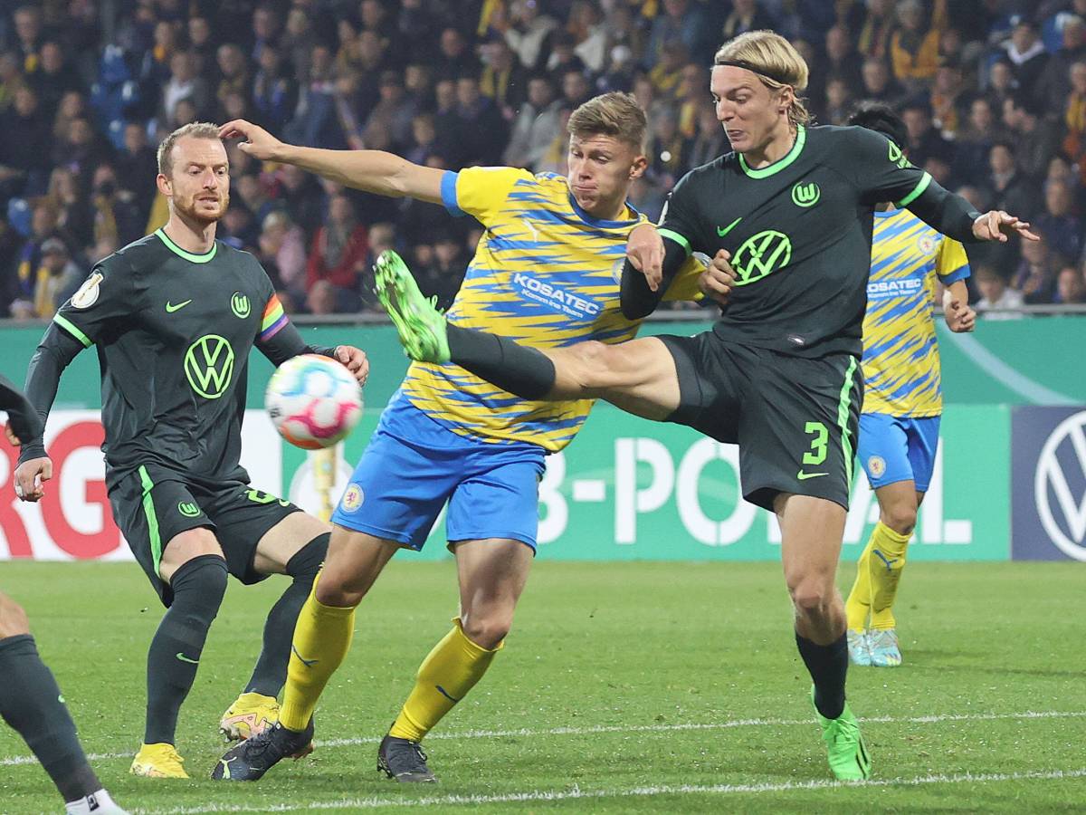 Eintracht Braunschweig hat im Duell gegen Wolfsburg verloren.