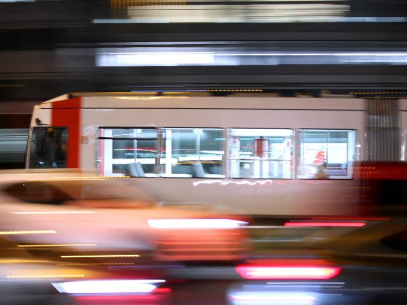 Heftige Szenen in einer Straßenbahn in Braunschweig! (Symbolbild)