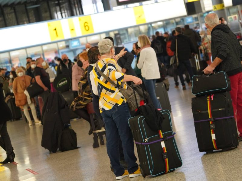 Die Gewerkschaft Verdi hat zum Streik aufgerufen – auch am Flughafen Hannover! (Symbolbild)
