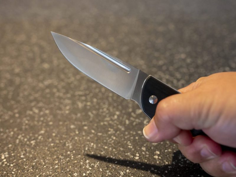 Gefährliche Szenen in Braunschweig – plötzlich war ein Messer im Spiel! (Symbolbild)
