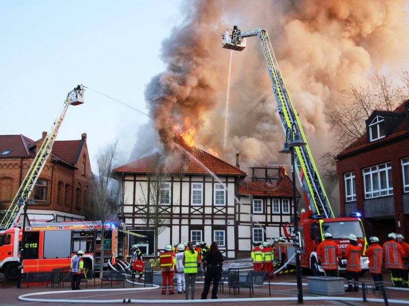 Salzgitter Marktstraße brennende Häuser