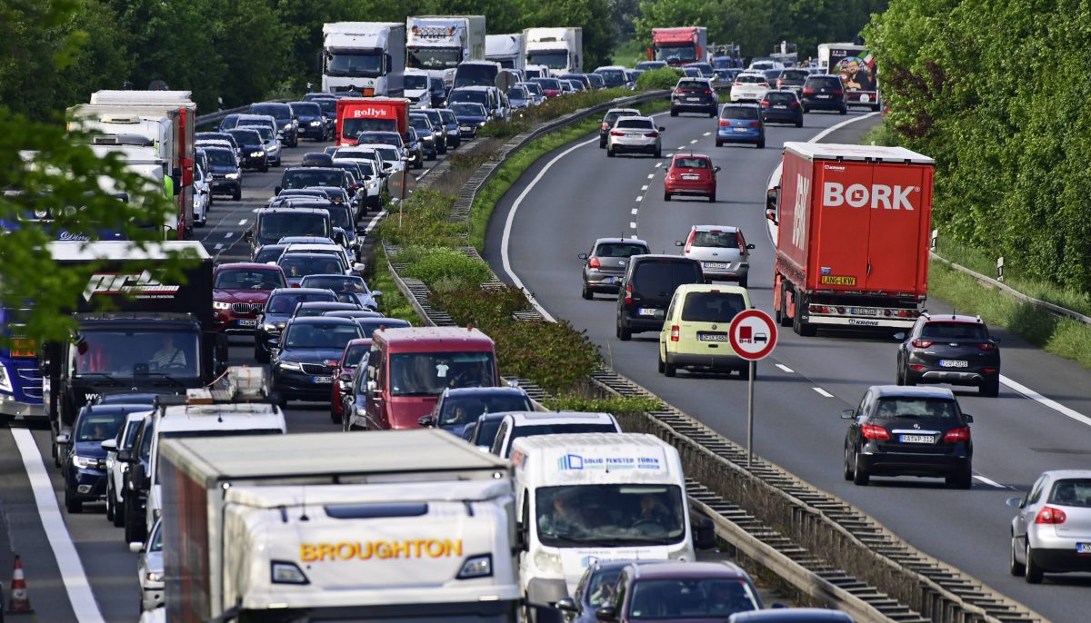 Rund um Himmelfahrt droht Stau-Gefahr auf den Autobahnen, auch in Niedersachsen! (Symbolbild)