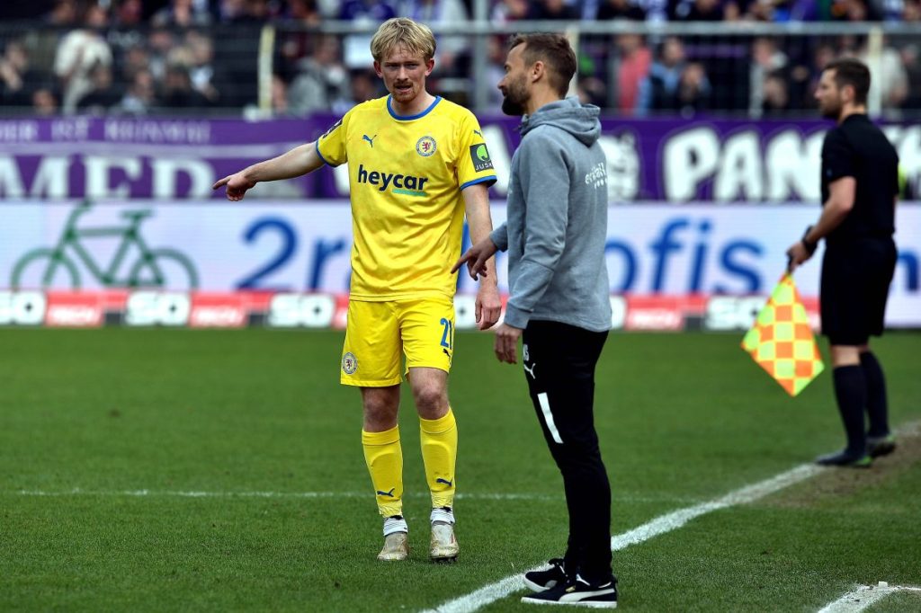 Jomaine Consbruch - Eintracht Braunschweig 