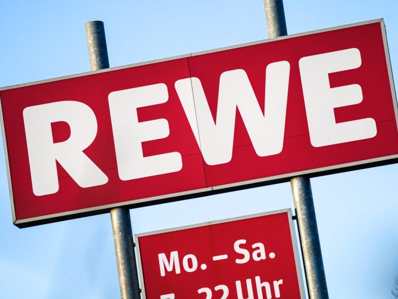 Rewe Logo