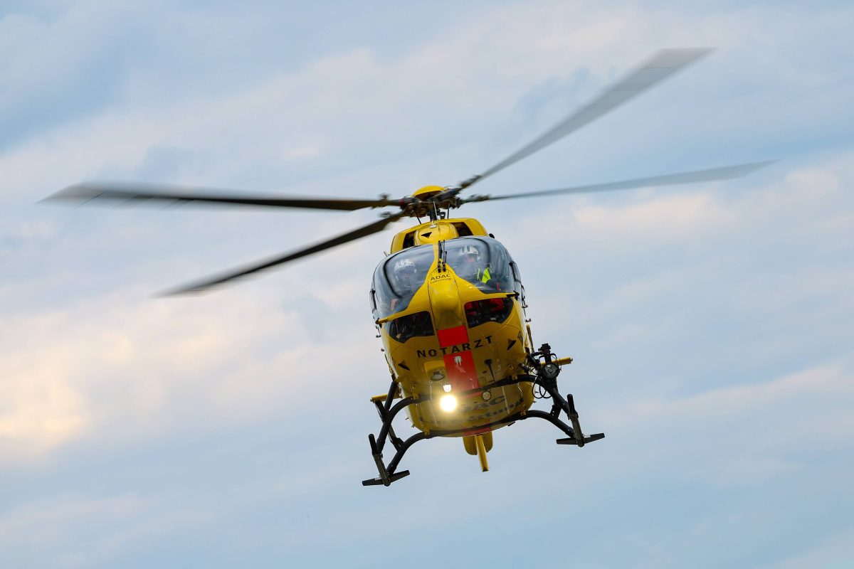 Rettungshubschrauber in der Luft