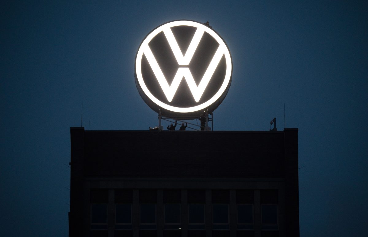 Sie lassen die Uhr bei VW ticken – Umwelt-Aktivisten haben online einen Countdown gestartet. Was passieren soll, lassen sie aber offen.