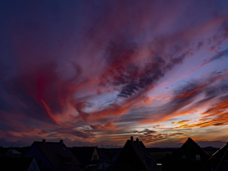 Sonnenuntergang bei Braunschweig – solche Bilder erwarten uns auch in den kommenden Tagen.
