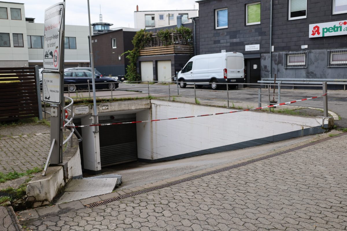 In dieser unscheinbaren Tiefgarage lag der leblose Mann am frühen Dienstagmorgen.