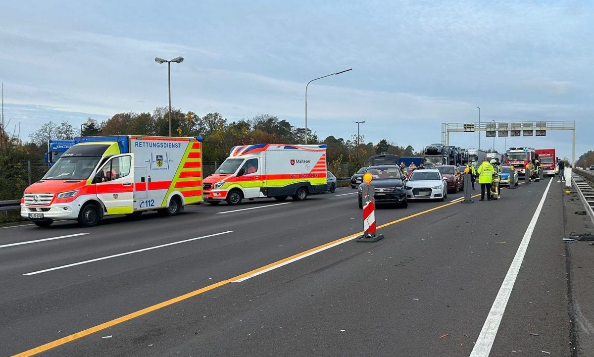 Auf der A2 bei Helmstedt hat es einen Unfall mit sieben Verletzten gegeben.