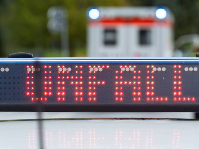 Der Rettungsdienst brachte die beiden schwer verletzten Kinder ins Krankenhaus.