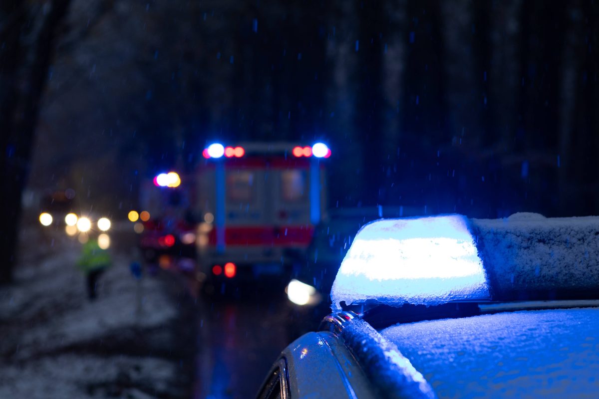 Ein 18-Jähriger ist bei einem Glätte-Unfall im Harz ums Leben gekommen. Der junge Mann hatte offenbar keine Chance.