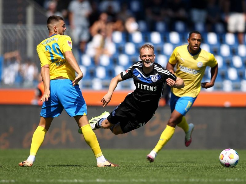 Aus Blau-Weiß wird Blau-Gelb: Niklas Tauer kommt zu Eintracht Braunschweig.
