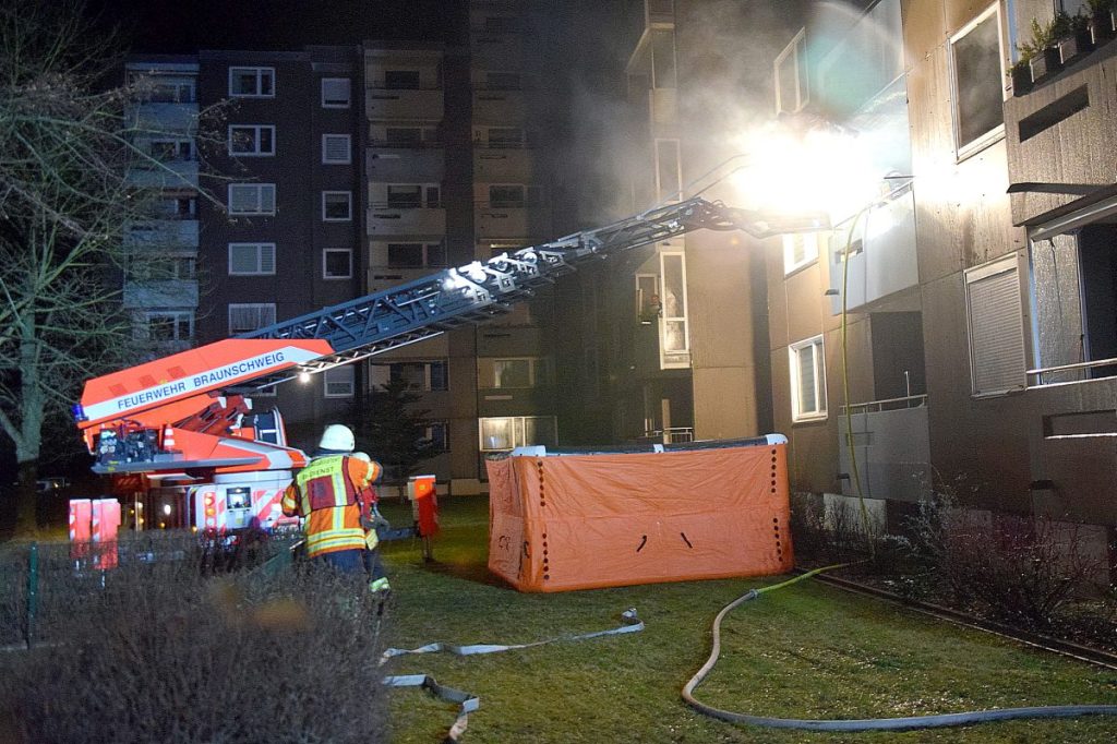 Die Braunschweiger Feuerwehr wurde in den Stadeweg gerufen.