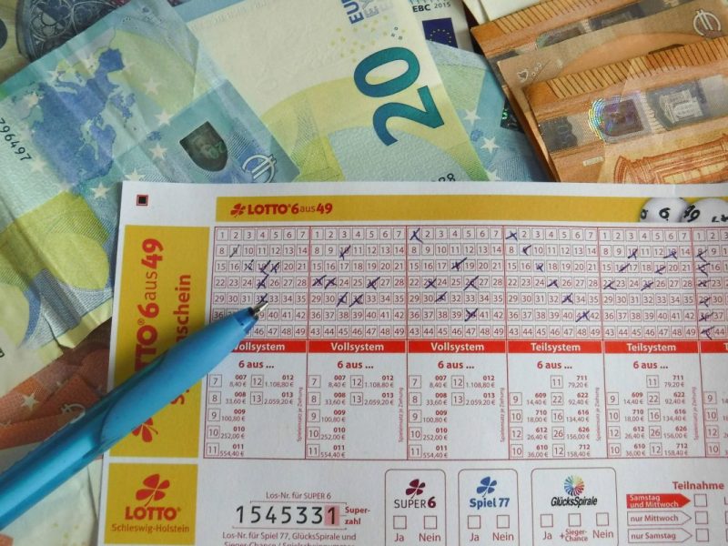 Lotto in Niedersachsen: Sechs Richtige! Tipper aus unserer Region darf jubeln