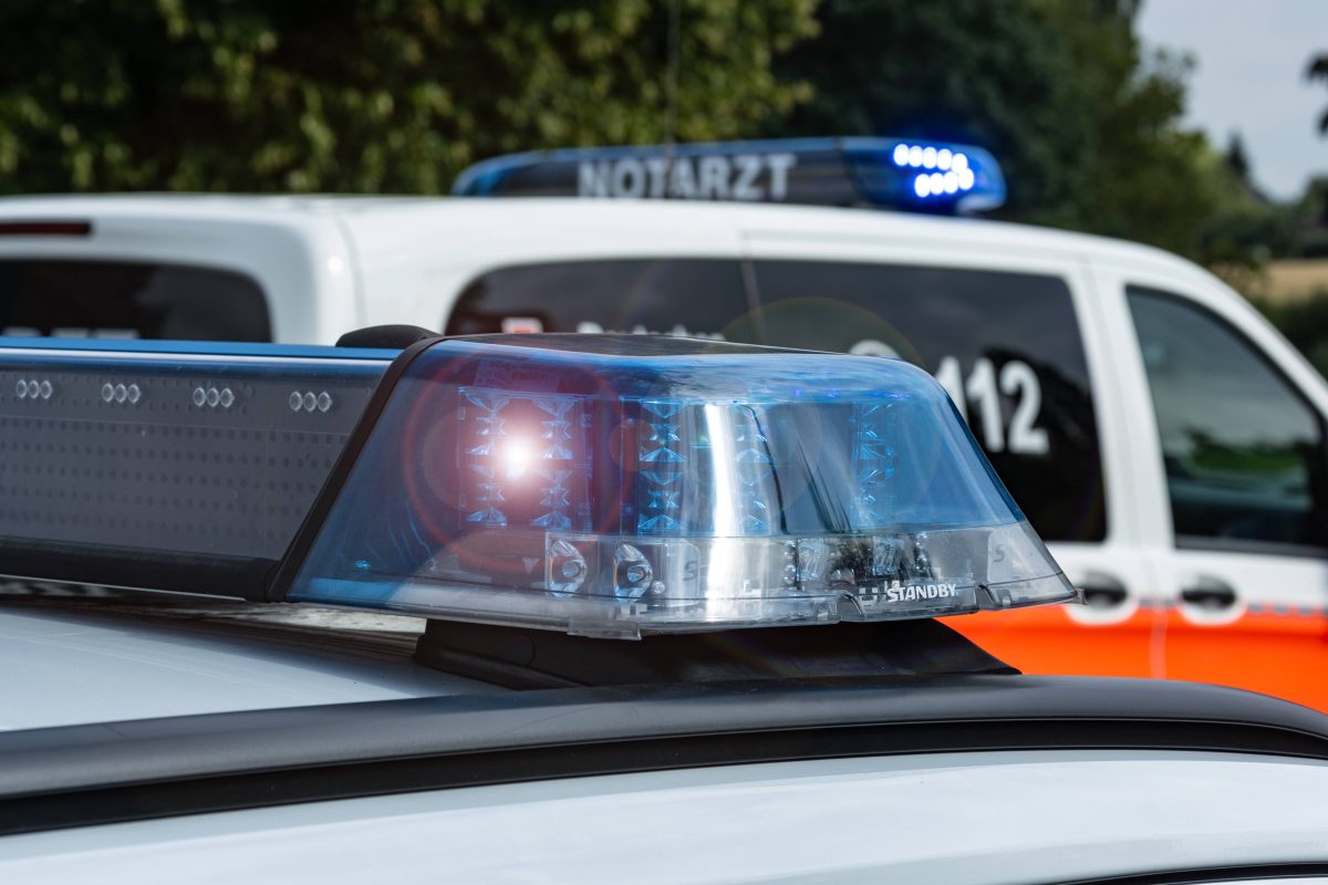 Traurige Nachrichten: Ein Mann aus Osterode im Harz ist bei einem Unfall ums Leben gekommen. Die Ursachensuche läuft.