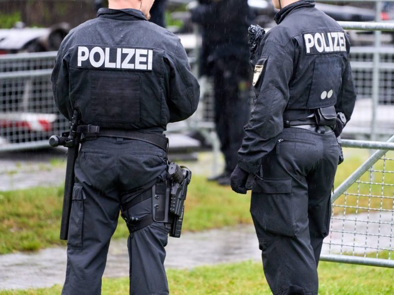 Bei einem Festival in Sachsen-Anhalt ist ein Toter gefunden worden. (Symbolbild)