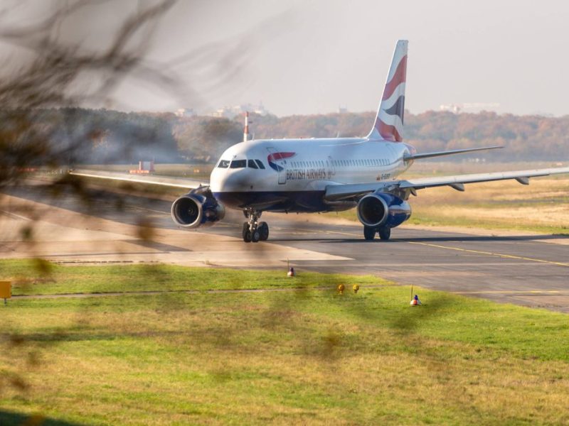 Eine Maschine der British Airways musste länger am Flughafen Hannover bleiben.