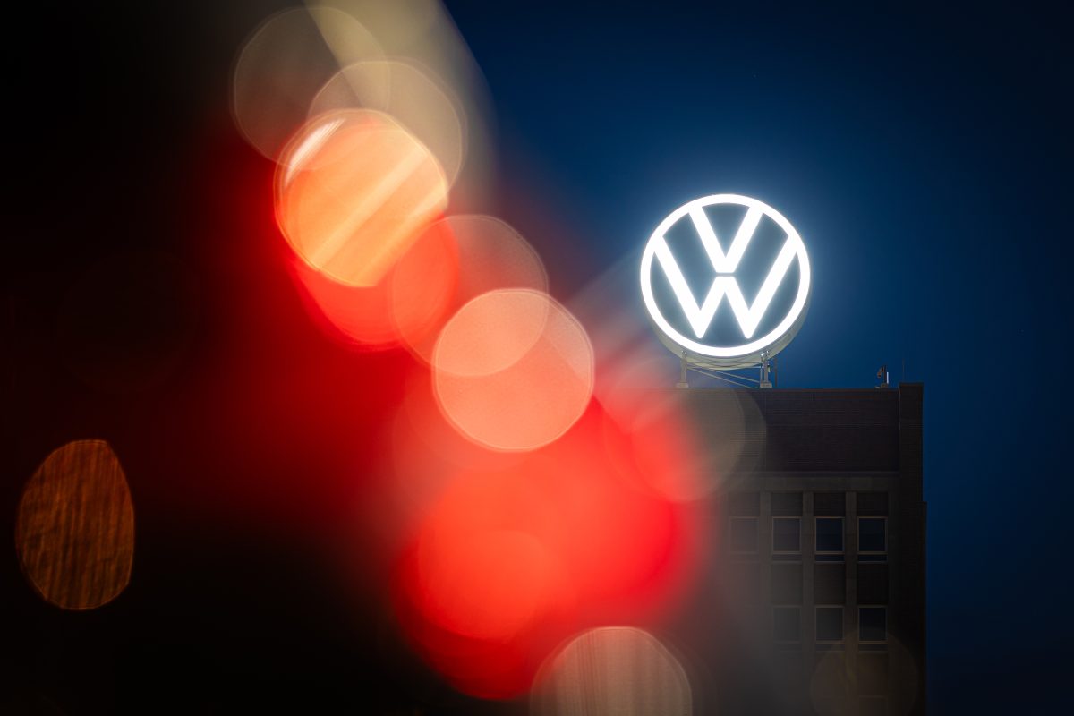 VW geht es nicht gut. Der Autogigant wackelt. Das wiederum bedroht die ganze deutsche Wirtschaft, sagen Experten.