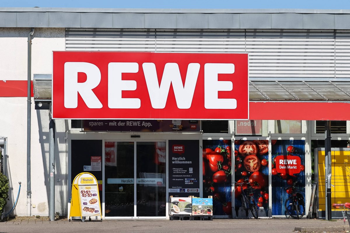 Ein Tiktoker thematisiert die Preise bei Rewe, Edeka und Co.