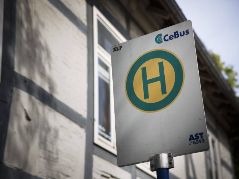 In Celle in Niedersachsen ist es zu einer brutalen Attacke gekommen.