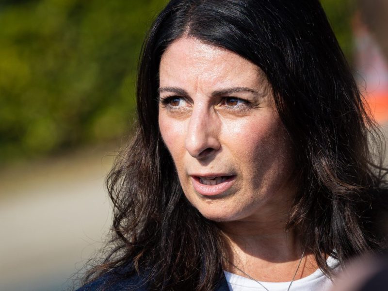 VW-Gesamtbetriebsratsvorsitzende Daniela Cavallo will Tausende Jobs retten.