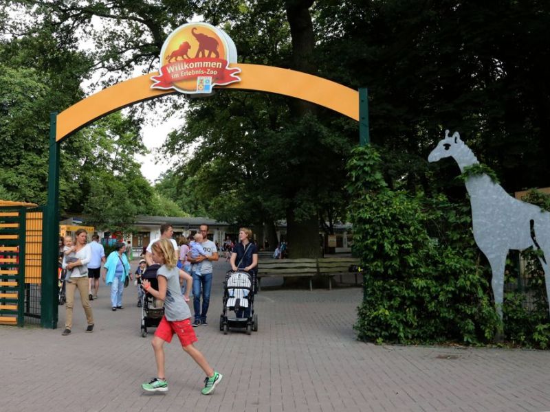 Eingang zum Zoo in Hannover