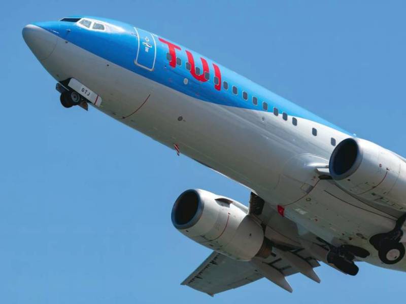 TUI