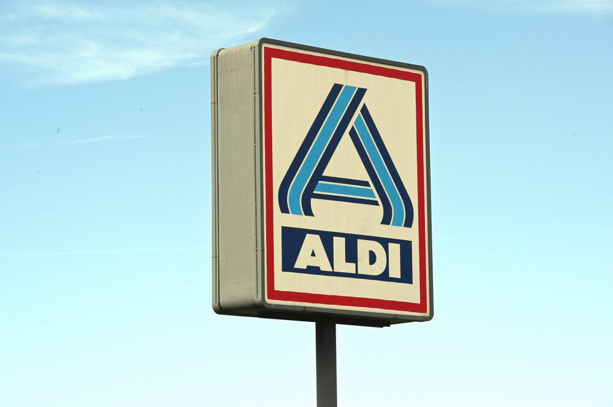 Der deutsche Discounter Aldi sorgt einmal mehr für Schlagzeilen. Für einen drastischen Schritt hagelt es nun große Kritik.