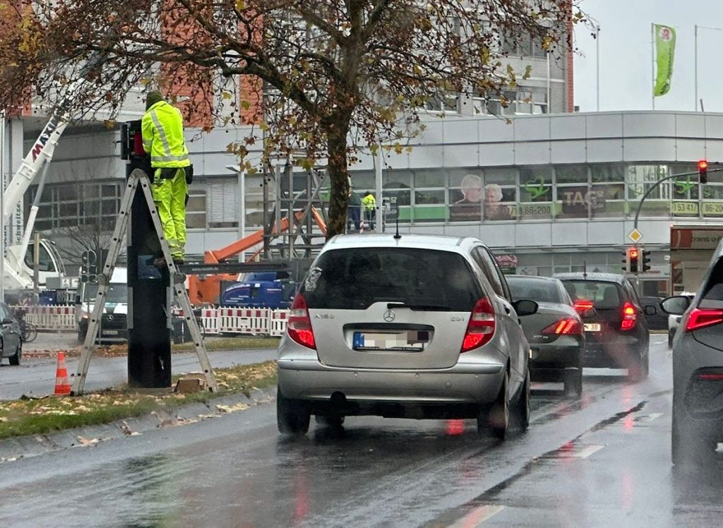 Bitte lächeln! Salzgitter baut neue Blitzer auf.