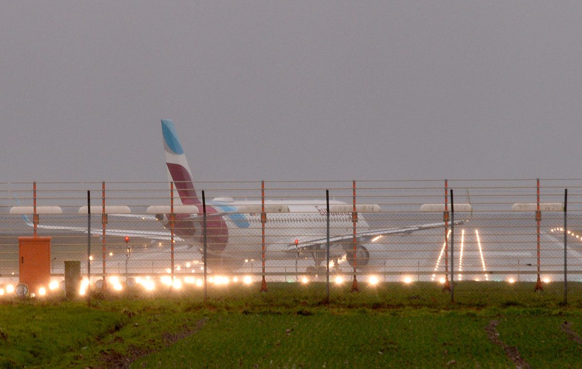 Kommt diese Verbindung wirklich zustande? Ab Januar kannst du – Stand jetzt – vom Flughafen Hannover aus direkt in ein aktuelles Kriegsgebiet fliegen.