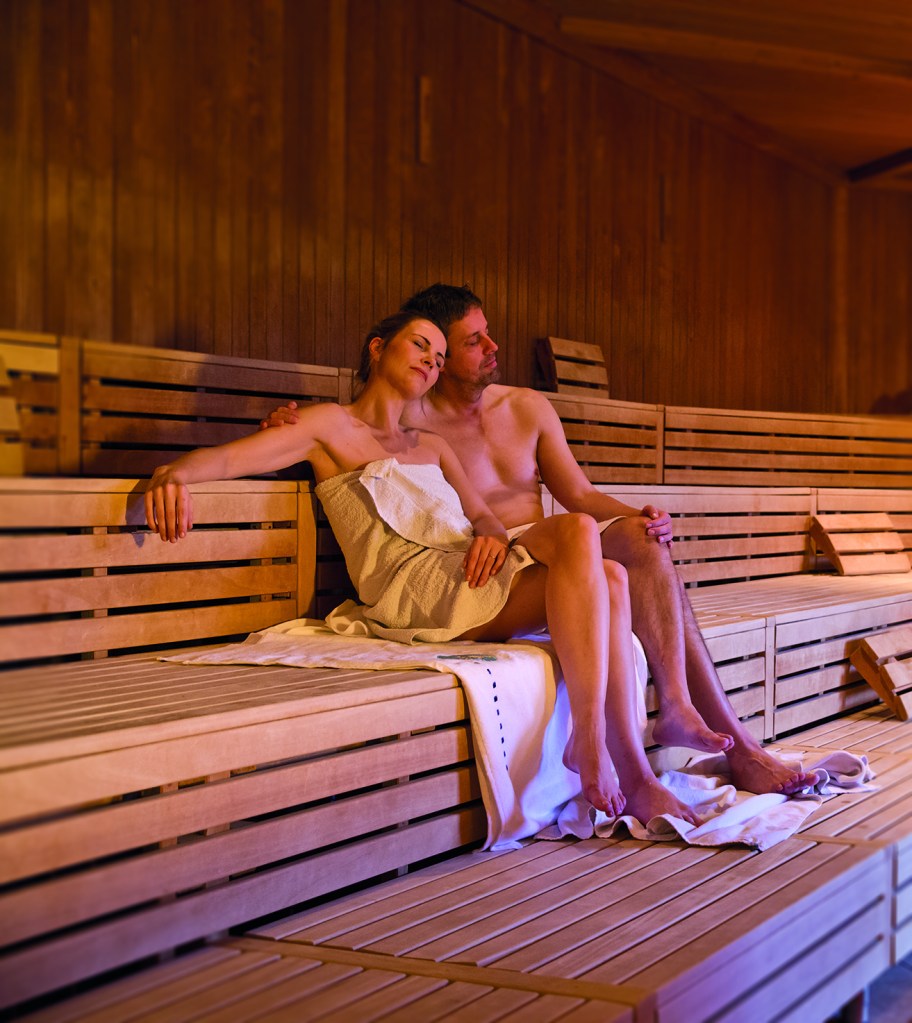 In der Sauna der Therme Altenau kann man ideal entspannen. 